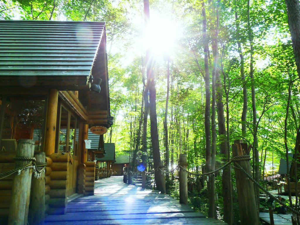 Shin Furano Prince Hotel Ngoại thất bức ảnh The 108-step stairway to the shrine