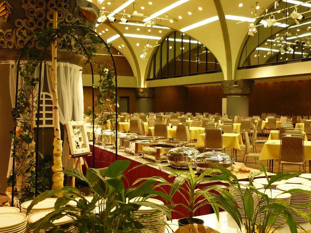 Shin Furano Prince Hotel Ngoại thất bức ảnh The Grand Ballroom